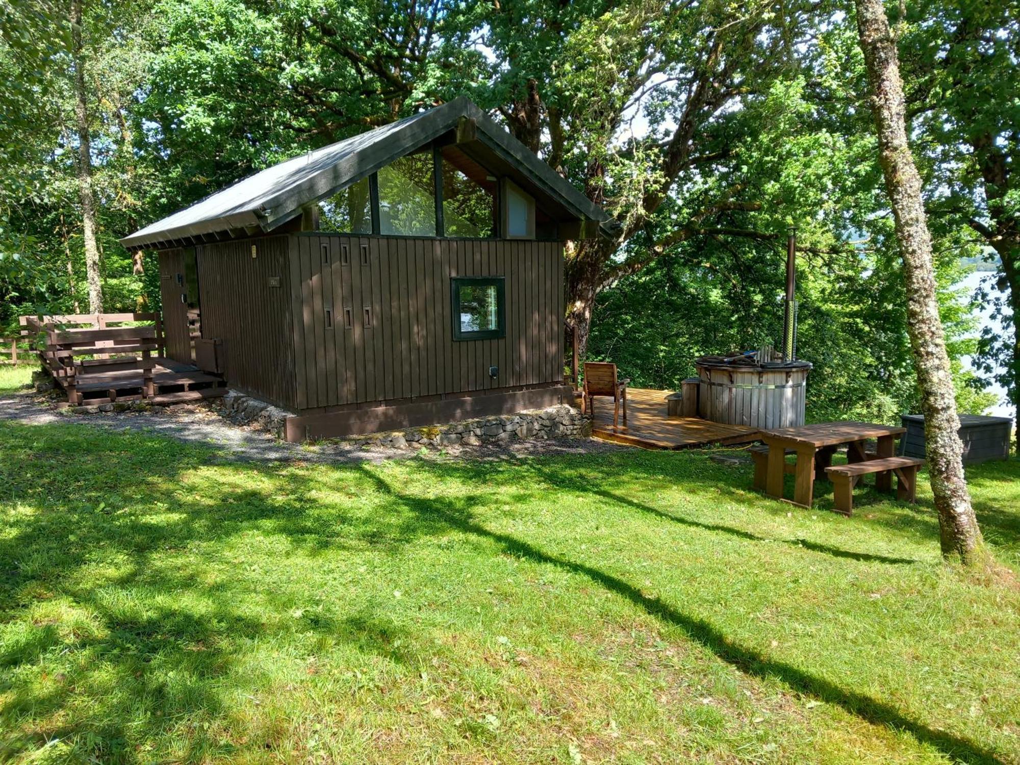 Loch Aweside Forest Cabins Dalavich Exterior photo