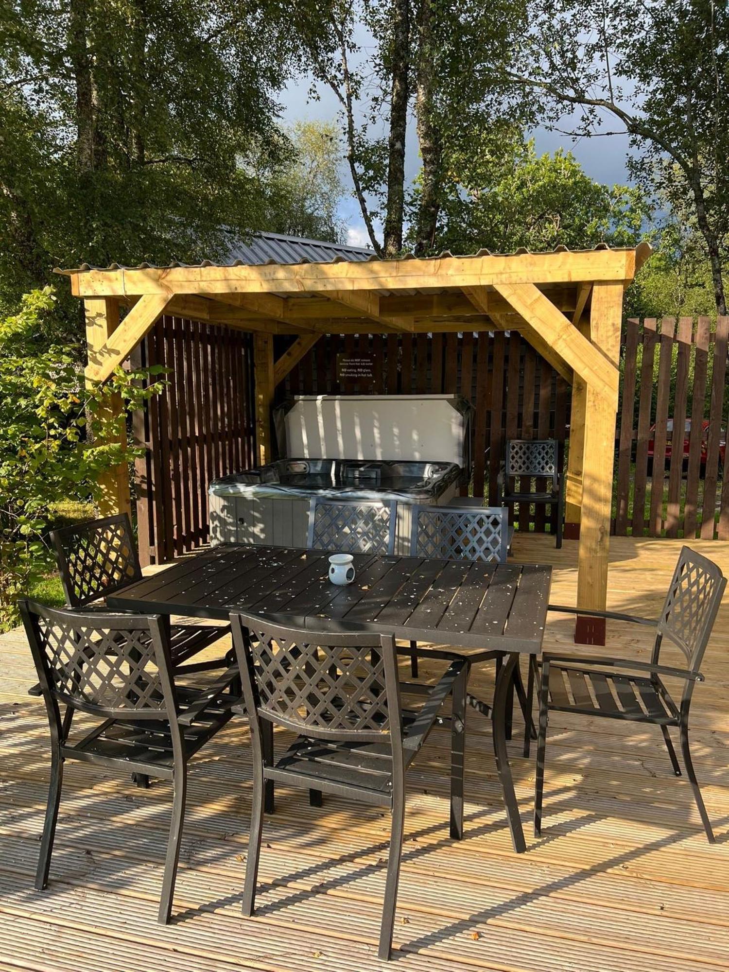 Loch Aweside Forest Cabins Dalavich Room photo