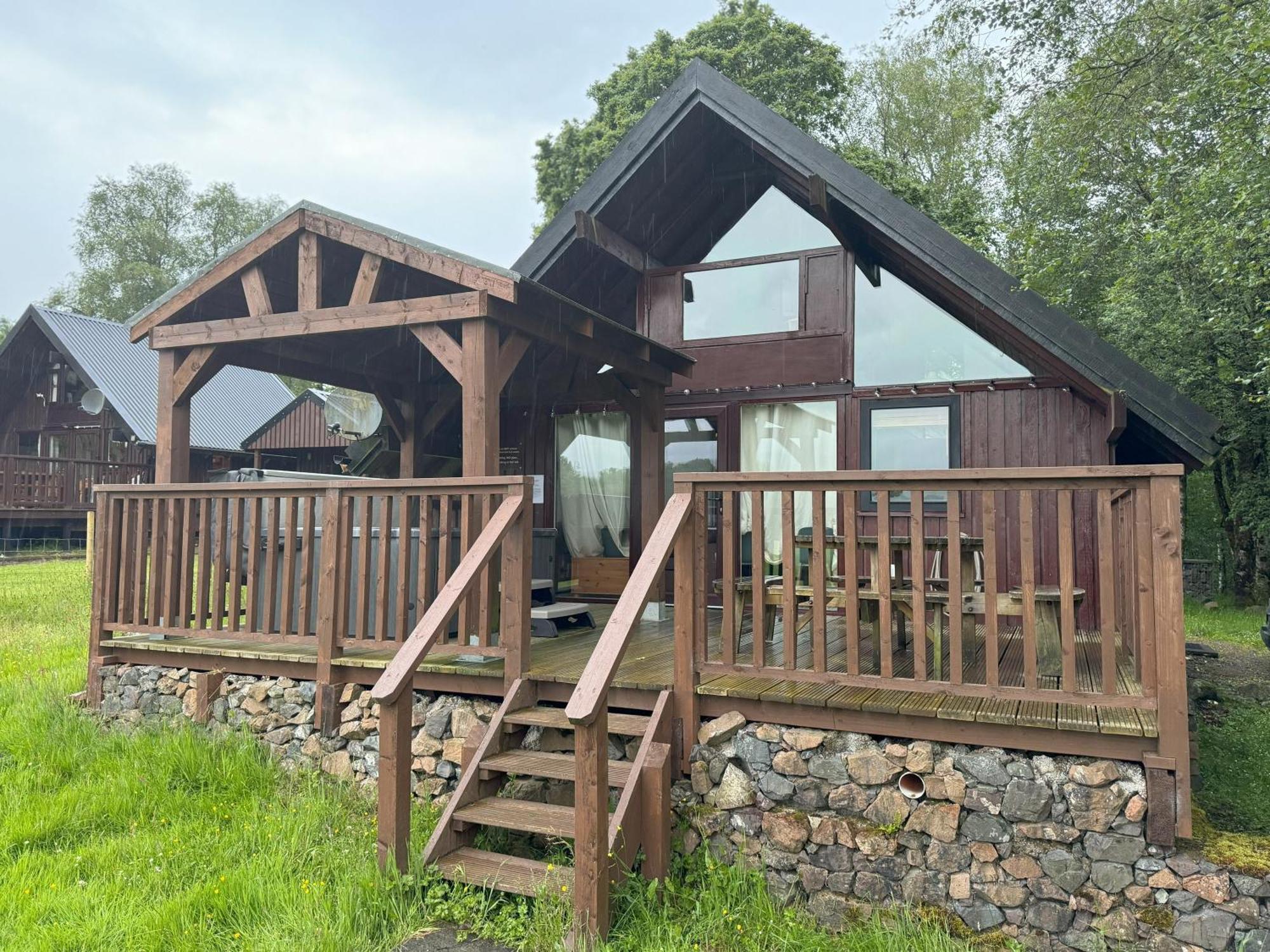 Loch Aweside Forest Cabins Dalavich Exterior photo